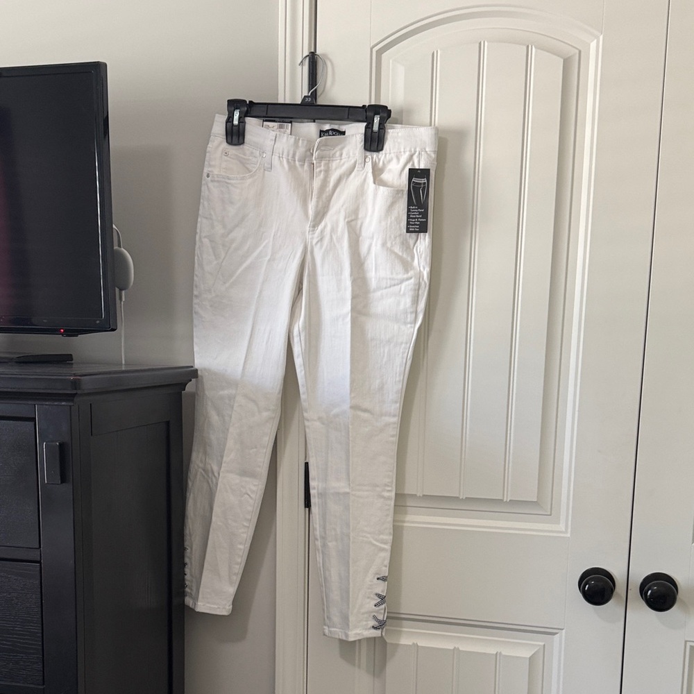 Kim Rogers White Skinny Ankle Pants